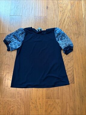 CeCe Navy Top with Blue Patterned Puff Sleeves